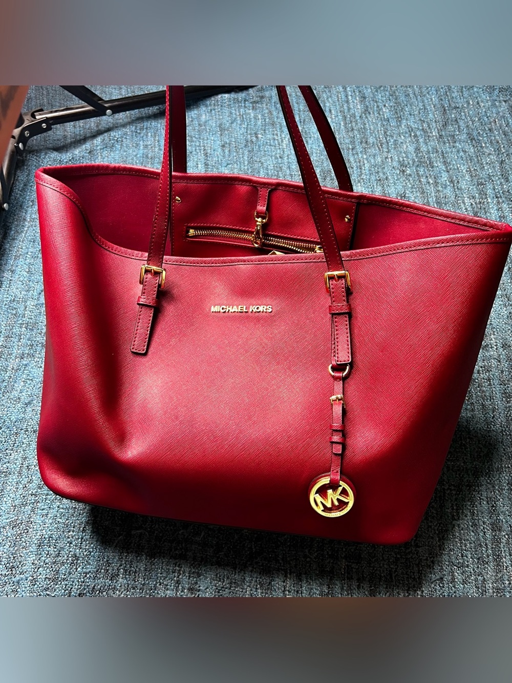 Michael Kors Jet Set Travel Tote Bag in Red Leather Multi-Function Shoulder Bag